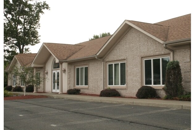 239 Lakeside Dr, Newburgh, NY for sale Primary Photo- Image 1 of 1