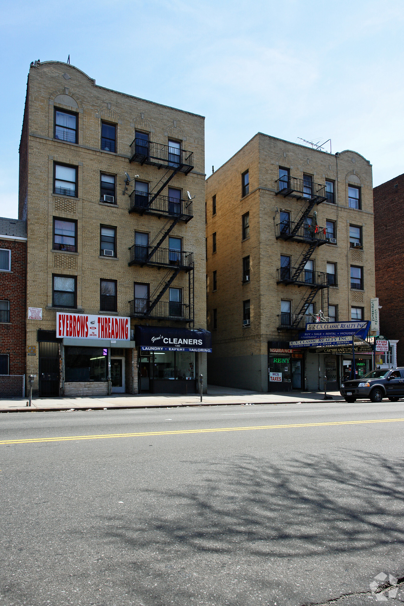 1380-1384 White Plains Rd, Bronx, NY for lease Building Photo- Image 1 of 4