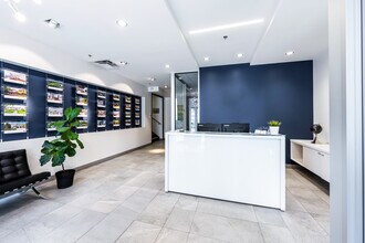 1428-1430 Rue Sherbrooke O O, Montréal, QC for lease Building Photo- Image 1 of 10