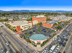 West Valley Medical Square - Drive Through Restaurant