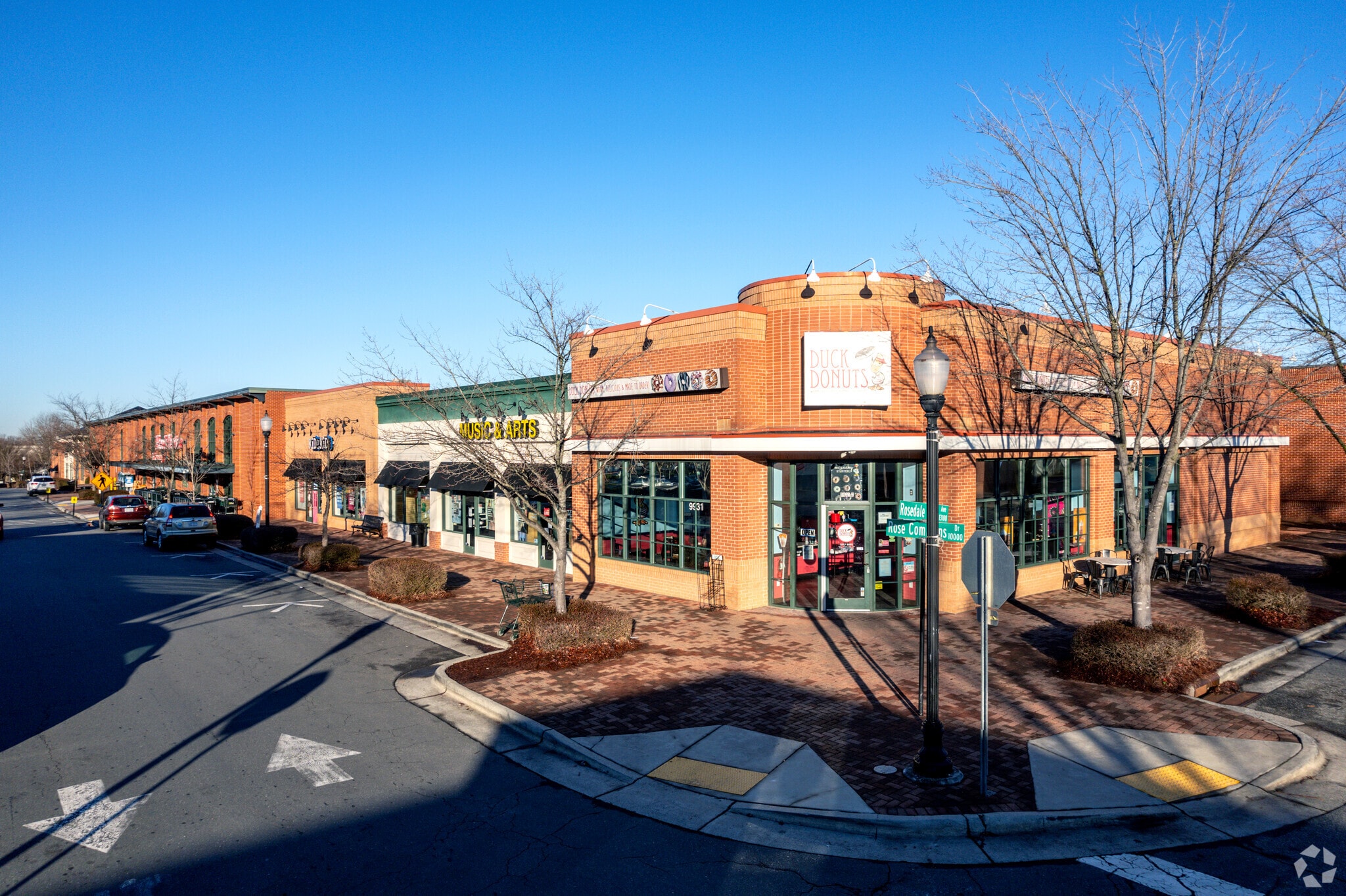9911 Rose Commons Rd, Huntersville, NC for lease Primary Photo- Image 1 of 9