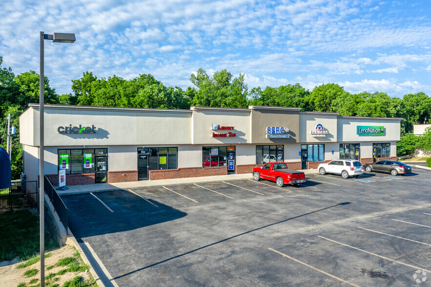 7925 State Ave, Kansas City, KS for lease - Building Photo - Image 2 of 8