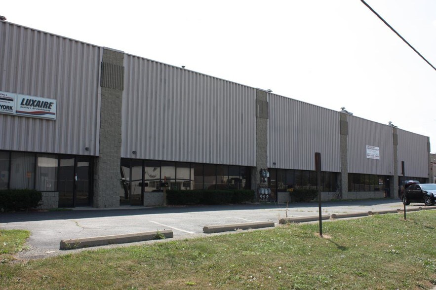 24280 Sherwood, Center Line, MI for sale - Primary Photo - Image 1 of 1