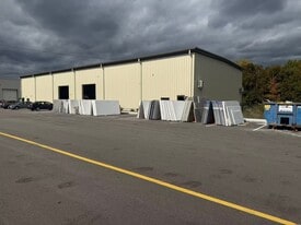 40B Arnold St Braintree, MA 02184 - Warehouse