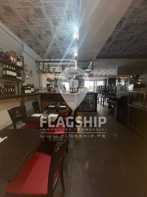 Retail in BOULOGNE BILLANCOURT for sale Interior Photo- Image 1 of 5