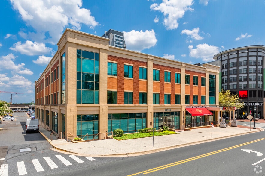 11333 Woodglen Dr, North Bethesda, MD for lease - Building Photo - Image 2 of 3