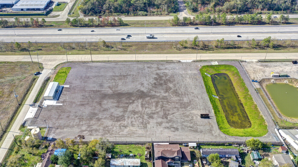 9950 E Sam Houston Pky N, Houston, TX for lease - Building Photo - Image 1 of 8