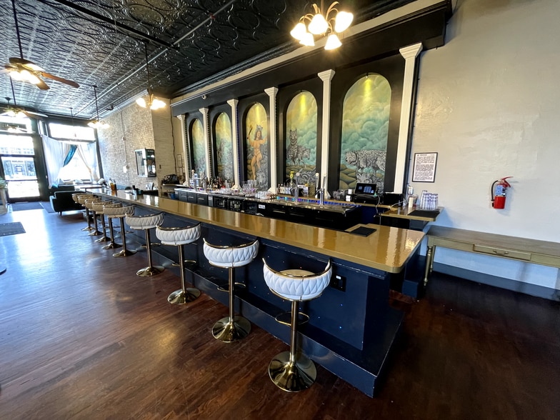 120 W 4th St, Loveland, CO for lease - Interior Photo - Image 2 of 8