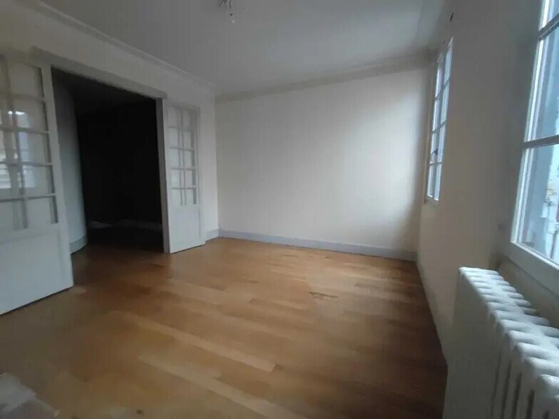 Office in Toulouse for lease - Interior Photo - Image 3 of 9