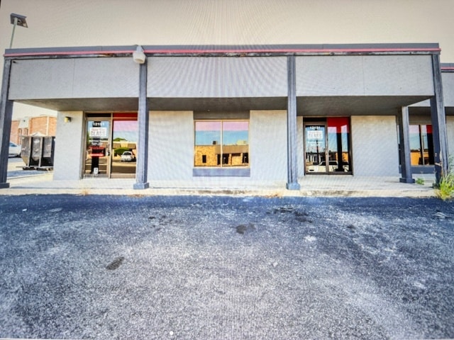 12153 Valliant St, San Antonio, TX for lease - Building Photo - Image 2 of 14
