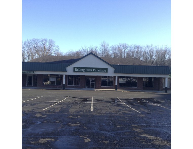 11-83 W Main St, Chester, NJ for sale - Building Photo - Image 1 of 1