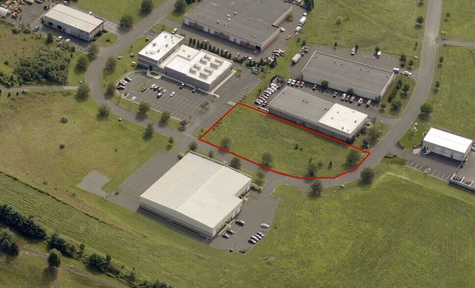 1540 Campus Drive Dr, Warminster, PA 18974