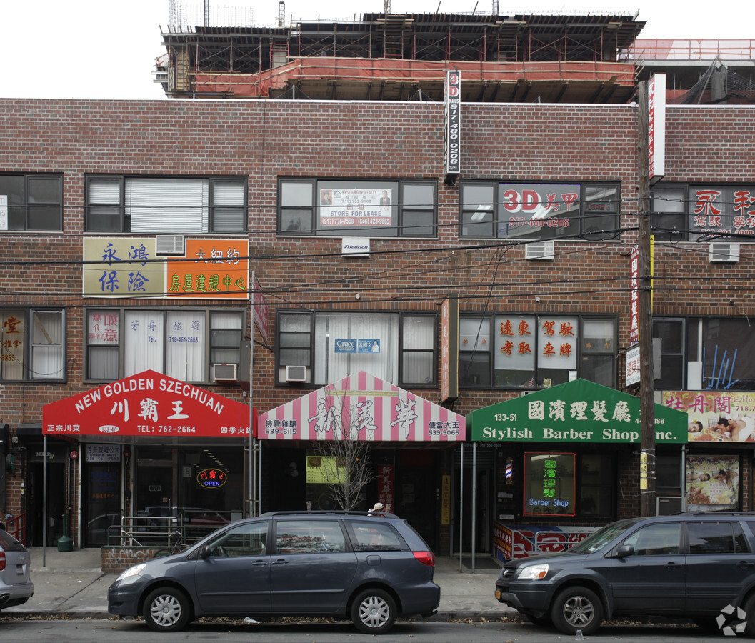 133-49 Roosevelt Ave, Flushing, Ny 11354 