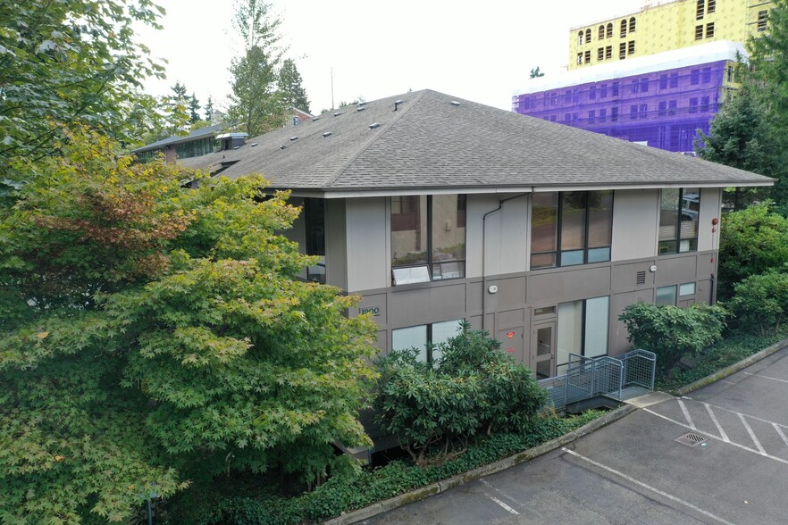 1900 116th Ave NE, Bellevue, WA for sale - Building Photo - Image 1 of 1