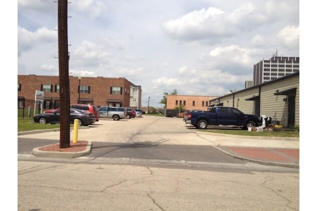 790 Neches, Beaumont, TX for sale - Building Photo - Image 3 of 14