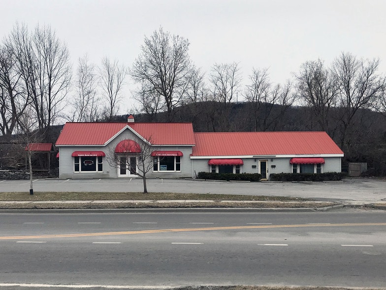 848 E Main St, Cobleskill, NY for sale - Building Photo - Image 1 of 1