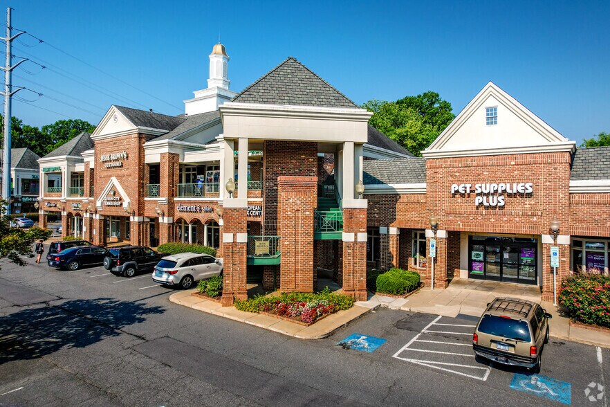 4700 Sharon Rd, Charlotte, NC 28210