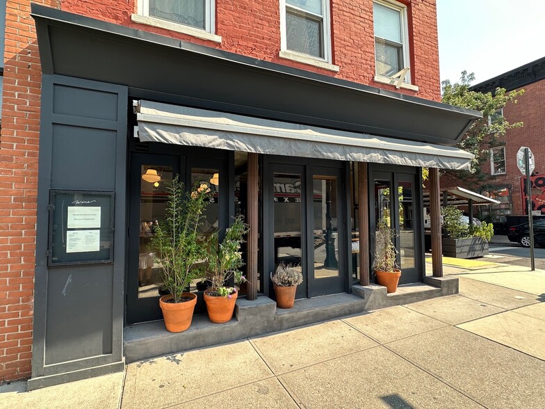 241 Smith St, Brooklyn, NY for lease - Building Photo - Image 1 of 24