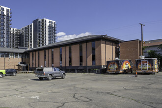 2475 W 26th Ave, Denver, CO for lease Building Photo- Image 2 of 12