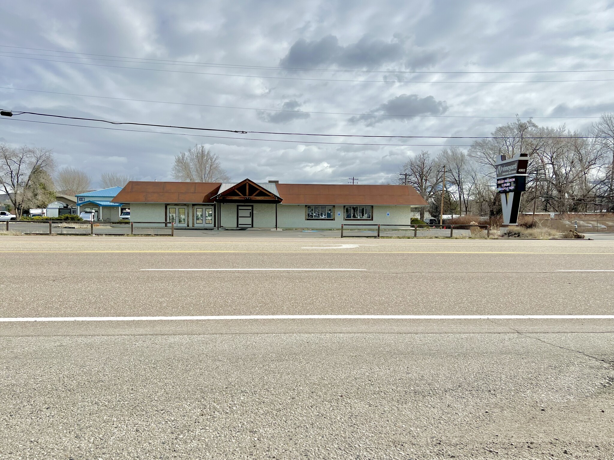 4902 W Chinden Blvd, Garden City, ID for sale Building Photo- Image 1 of 13