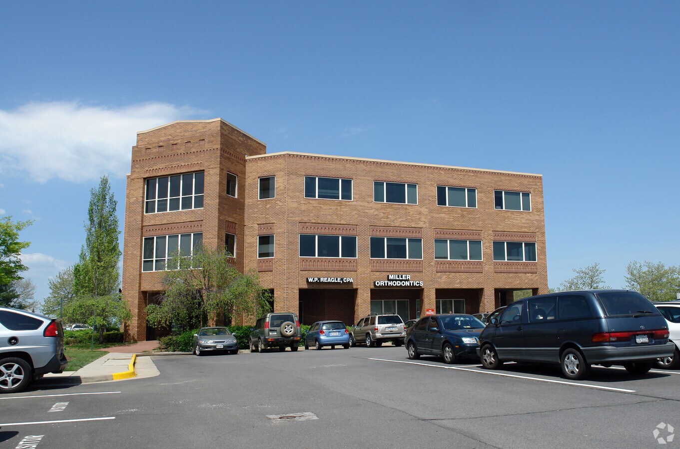 13890 Braddock Rd, Centreville, VA 20121 Medical for Lease