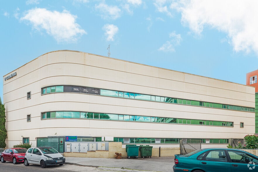 Office in Tres Cantos, Madrid for sale - Building Photo - Image 3 of 6