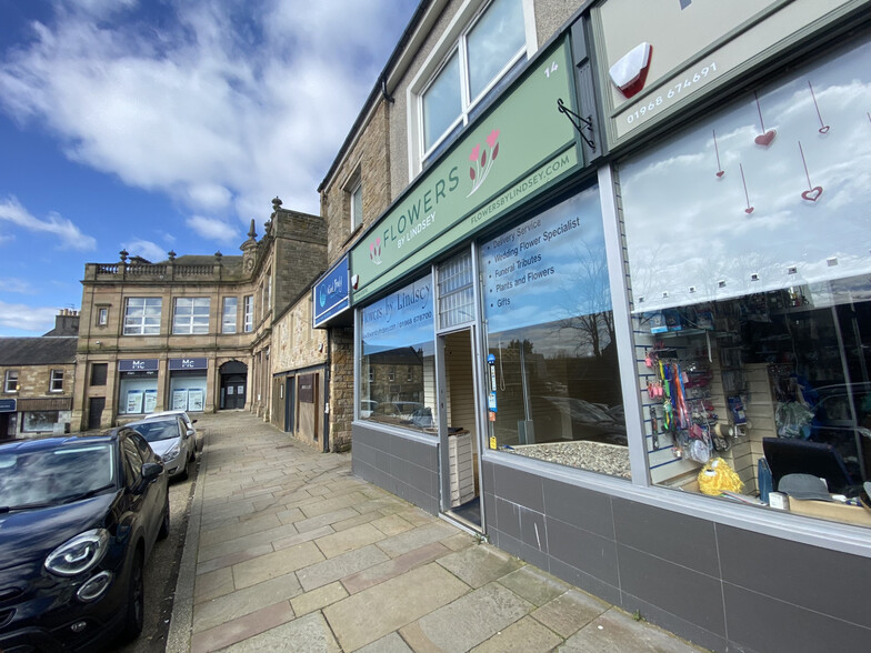 14-20 High St, Penicuik for lease - Building Photo - Image 1 of 2