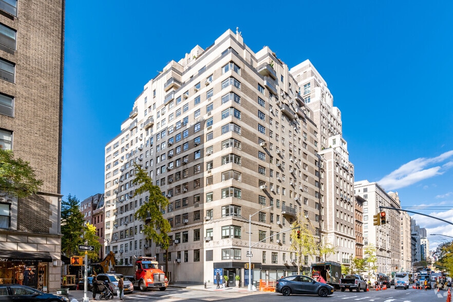 1226 Madison Ave, New York, NY for lease - Building Photo - Image 3 of 10