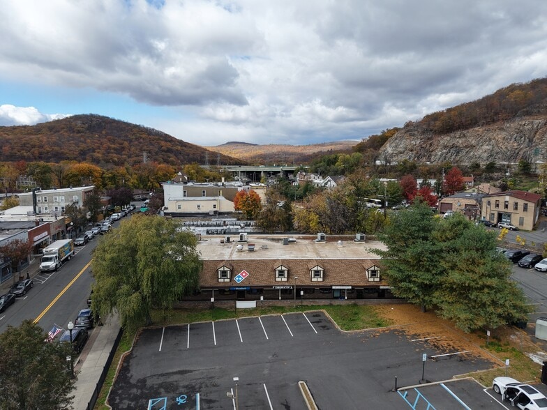 42-46 Lafayette Ave, Suffern, NY for lease - Building Photo - Image 1 of 12
