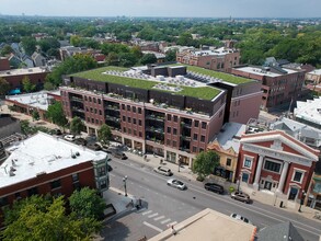 3914 N Lincoln Ave, Chicago, IL for lease Building Photo- Image 2 of 4