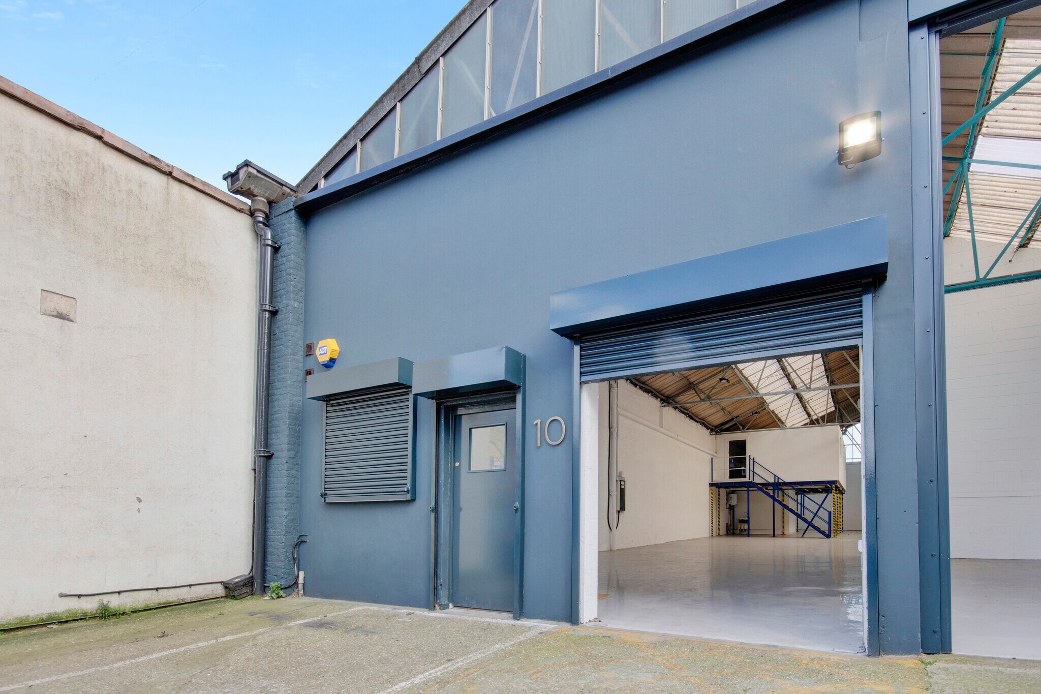 10 Ingate Pl, London for lease Building Photo- Image 1 of 12