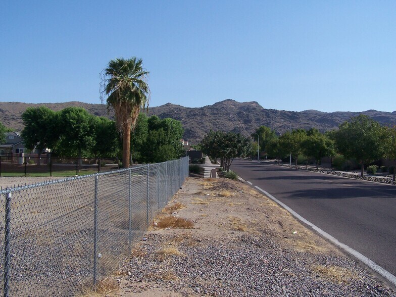 2803 E Baseline Rd, Phoenix, AZ for lease - Building Photo - Image 2 of 16