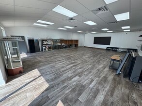 8350 State Highway 155, Frankston, TX for lease Interior Photo- Image 2 of 11