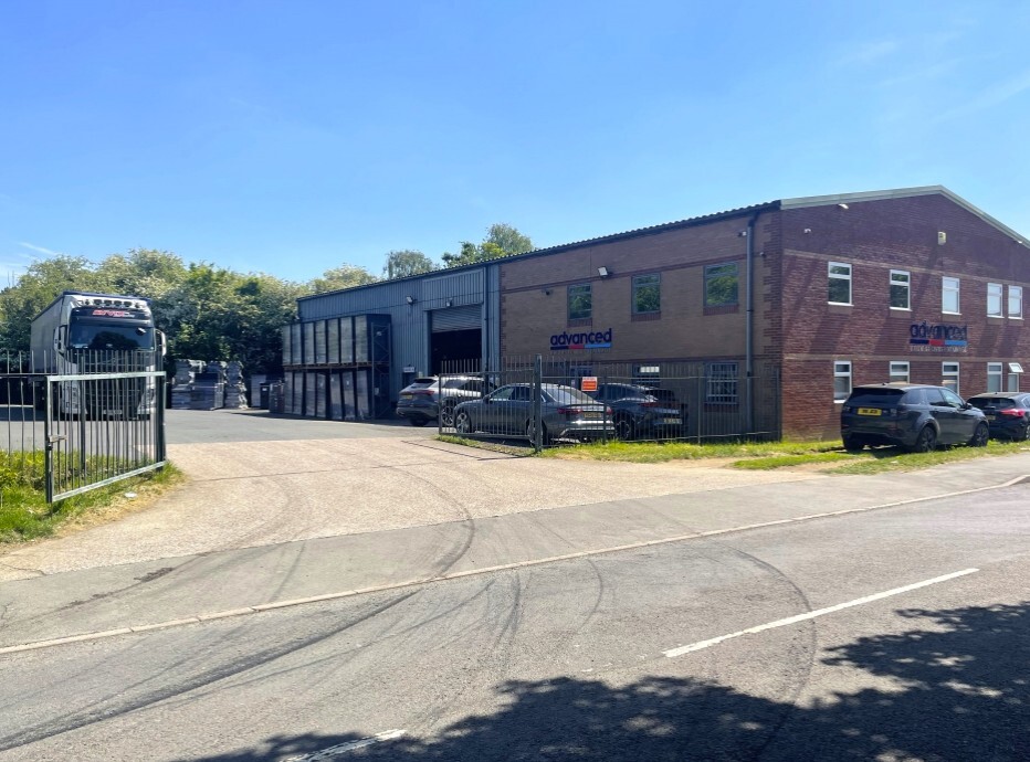 Cemetery Rd, Telford for lease Building Photo- Image 1 of 5