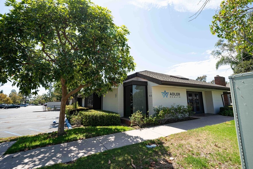 3151 Airway Ave, Costa Mesa, CA for sale - Building Photo - Image 3 of 12