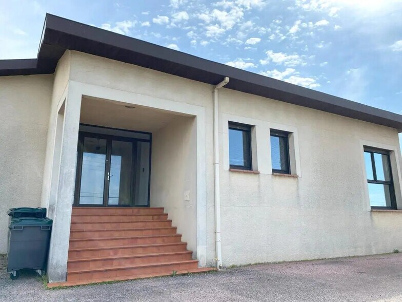 Office in Launaguet for sale - Building Photo - Image 1 of 19