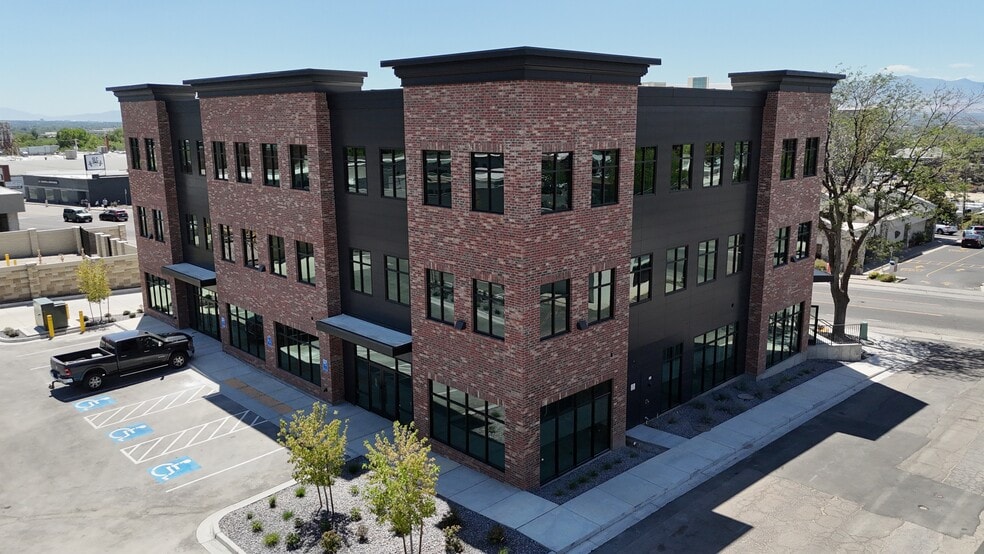 3179 S Highland Dr, Millcreek, UT for lease - Building Photo - Image 1 of 9