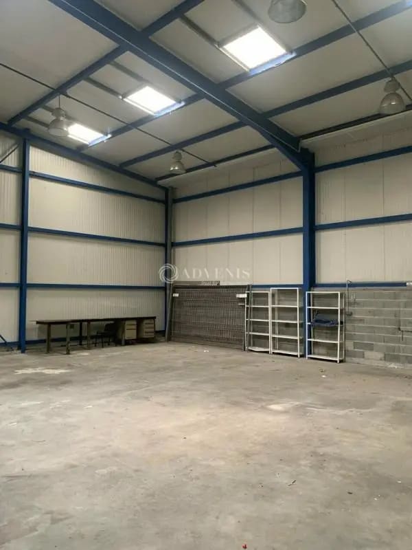 Industrial in Castelnaudary for lease Interior Photo- Image 1 of 2