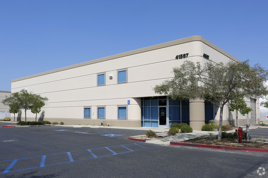 41567 Cherry St, Murrieta, CA for lease - Building Photo - Image 1 of 7