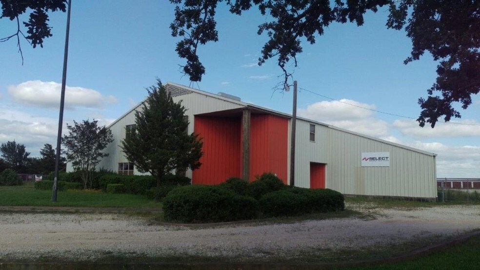 7740 E State Highway 21, Bryan, TX for sale - Primary Photo - Image 1 of 1