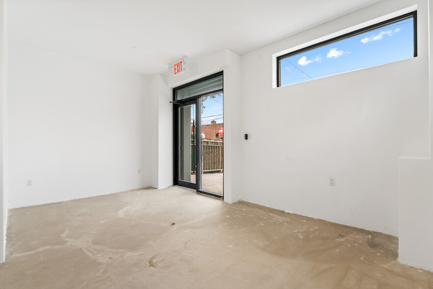 901 60th St, Brooklyn, NY for lease - Building Photo - Image 1 of 6