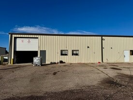 5655 Parachute Cir, Colorado Springs CO - Warehouse