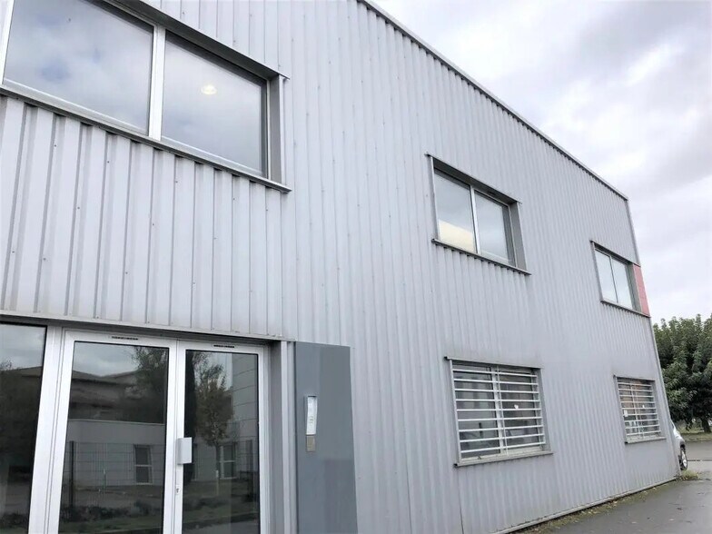 Flex in Toulouse for sale - Building Photo - Image 3 of 12