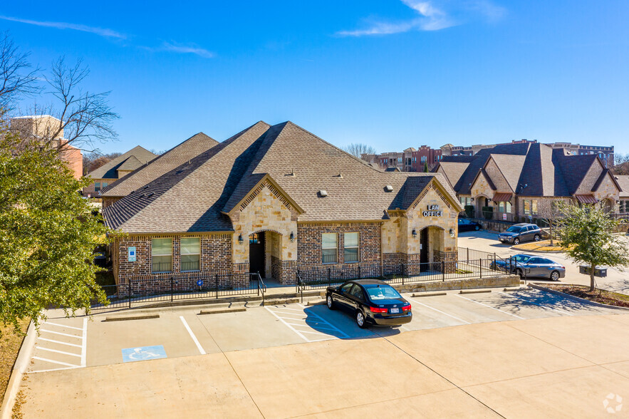 8609 Mid Cities Blvd, North Richland Hills, TX for lease - Building Photo - Image 3 of 8