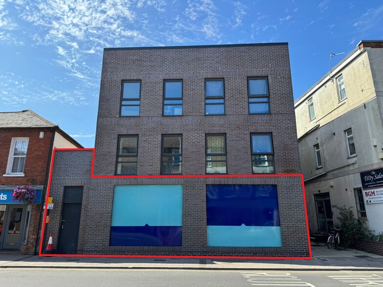 31-34 Bartholomew St, Newbury for lease - Building Photo - Image 2 of 5