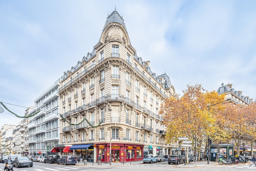 1 Rue De Chazelles, Paris for lease - Primary Photo - Image 1 of 12