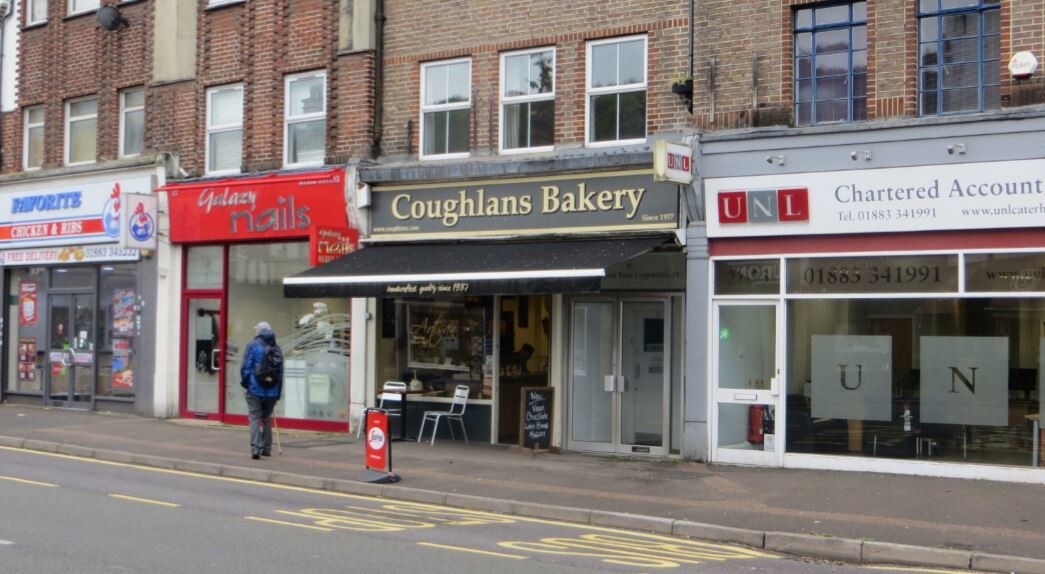 19 Croydon Rd, Caterham for lease Primary Photo- Image 1 of 2