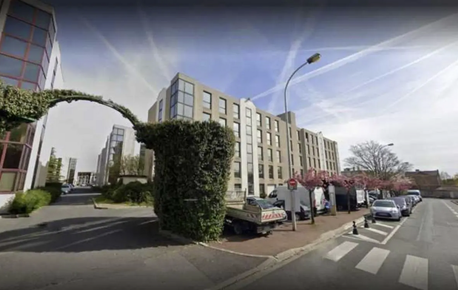 Rue Emile Pathé, Chatou for lease - Primary Photo - Image 1 of 1