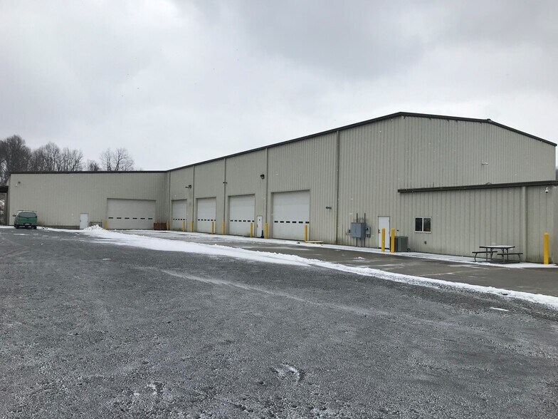 104 & 158 Fesco Run Road, Bridgeport, WV for sale - Building Photo - Image 1 of 1