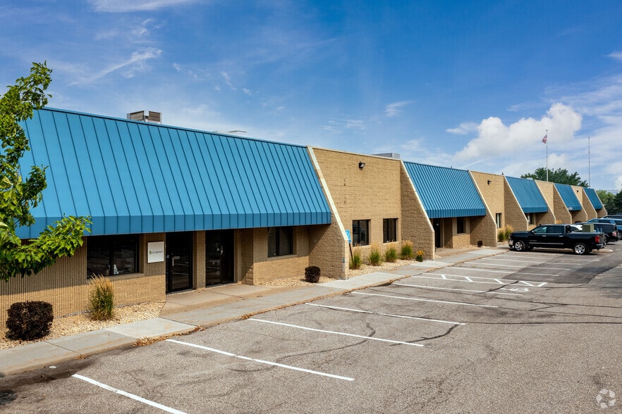 7150-7174 Shady Oak Rd, Eden Prairie, MN for lease - Primary Photo - Image 2 of 5